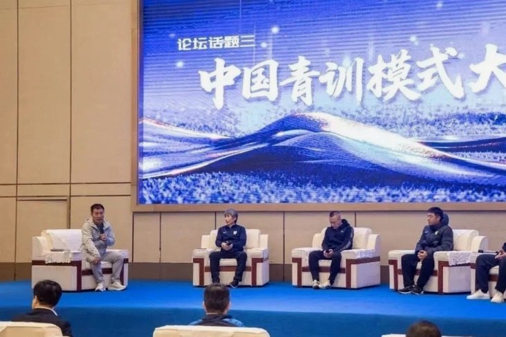 董路警告：98%的足坛人士都在“推球”，中国足球何去何从？